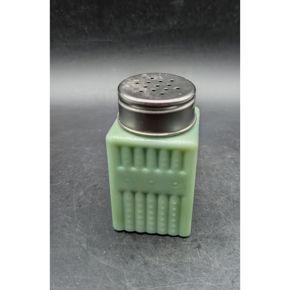 TPC Jadeite Green Milk Glass Ribbed Square Salt‎ Pepper Shaker Vintage Style